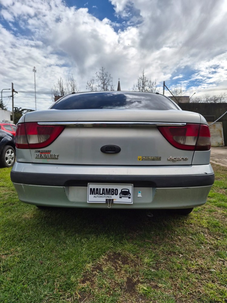 Renault Megane Tric  Expresion TD — foto 12